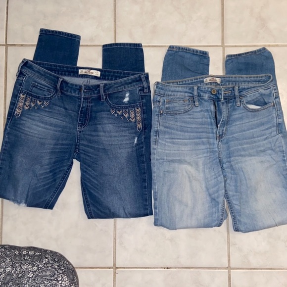 4 Hollister Jeans Bundle! - Picture 3 of 7